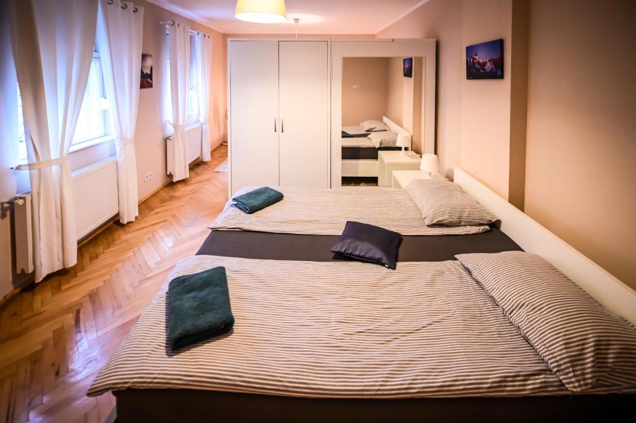 Jules' Sunny, Spacious And Central Apartment Sibiu Exterior foto